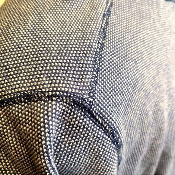 SOUTHERN Tide Blue Quarter Zip Pull Over - Picture 10 of 12